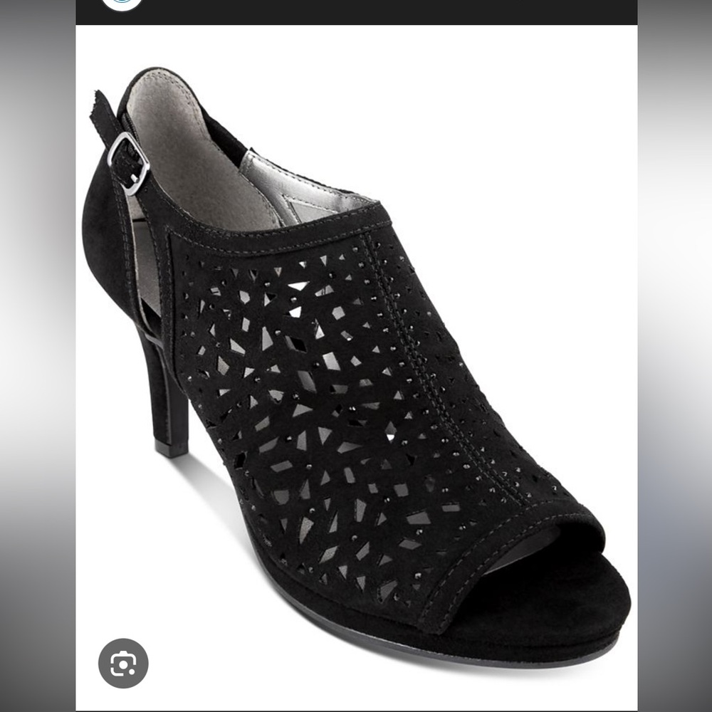 Macy’s Karen Scott Blayne Black Microsuede Black Cutout Peep-Toe Heels 8 NEW
